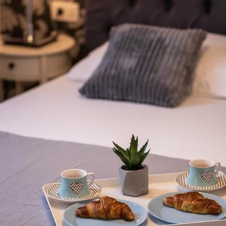 Cosmopolit Apartment *
