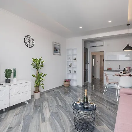 Apartman Cosmopolit *